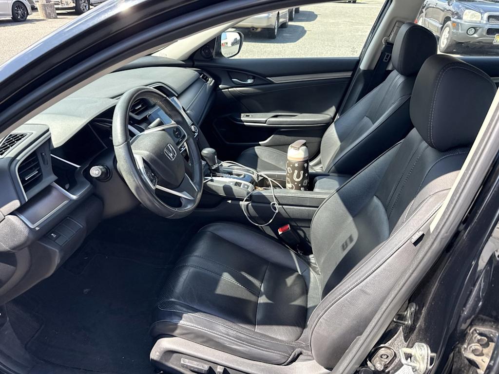 Thumbnail: 2016 Honda Civic - 8