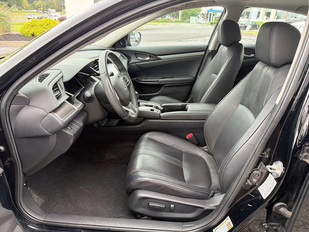 Thumbnail: 2016 Honda Civic - 9