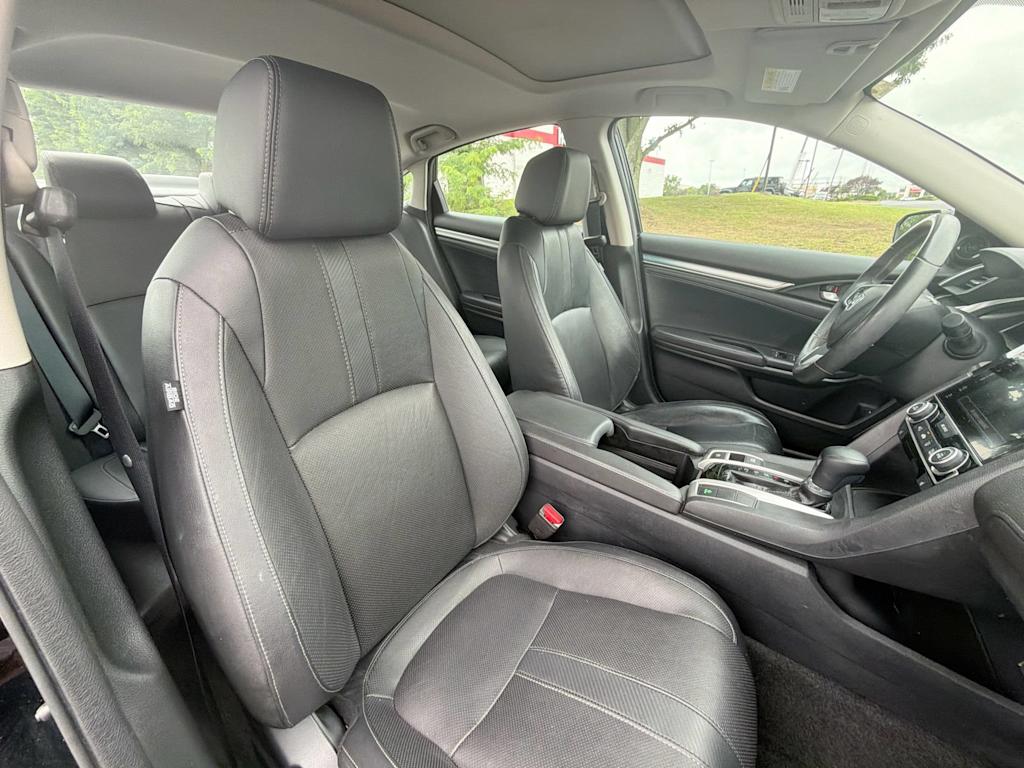 Thumbnail: 2016 Honda Civic - 25