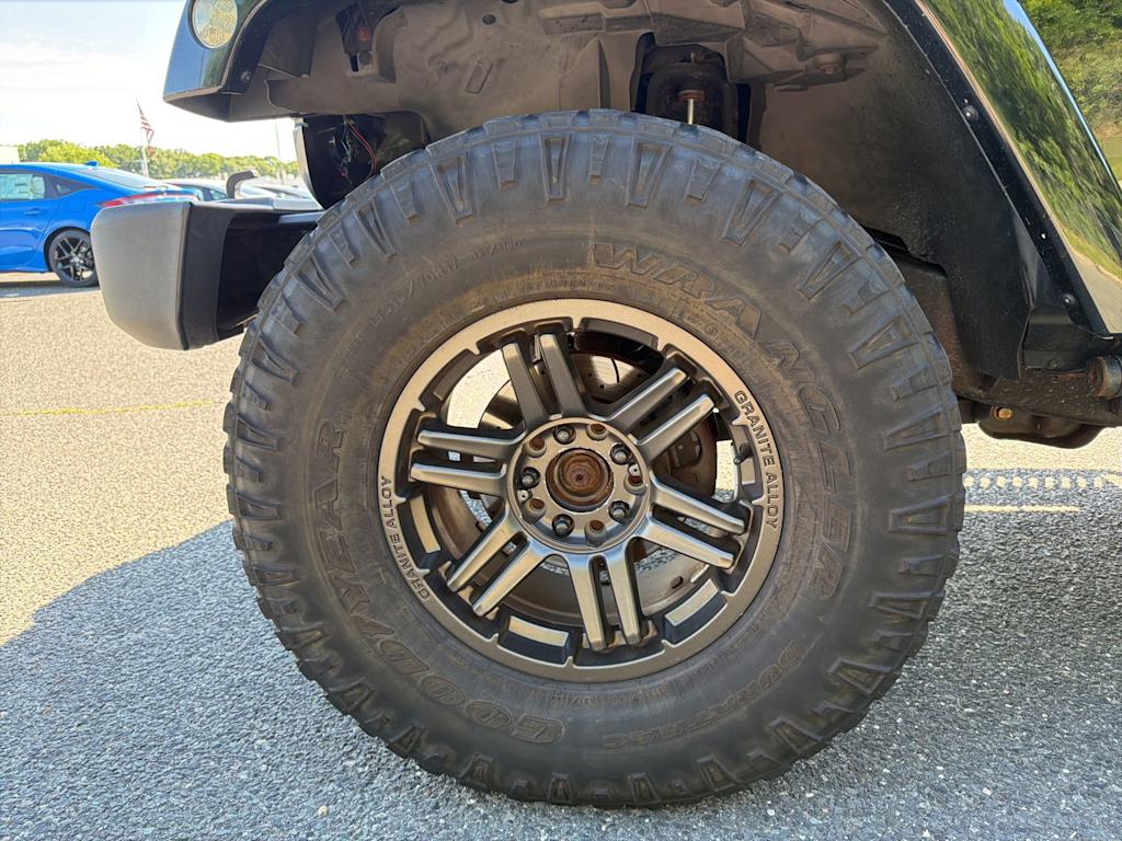 Thumbnail: 2013 Jeep Wrangler - 7