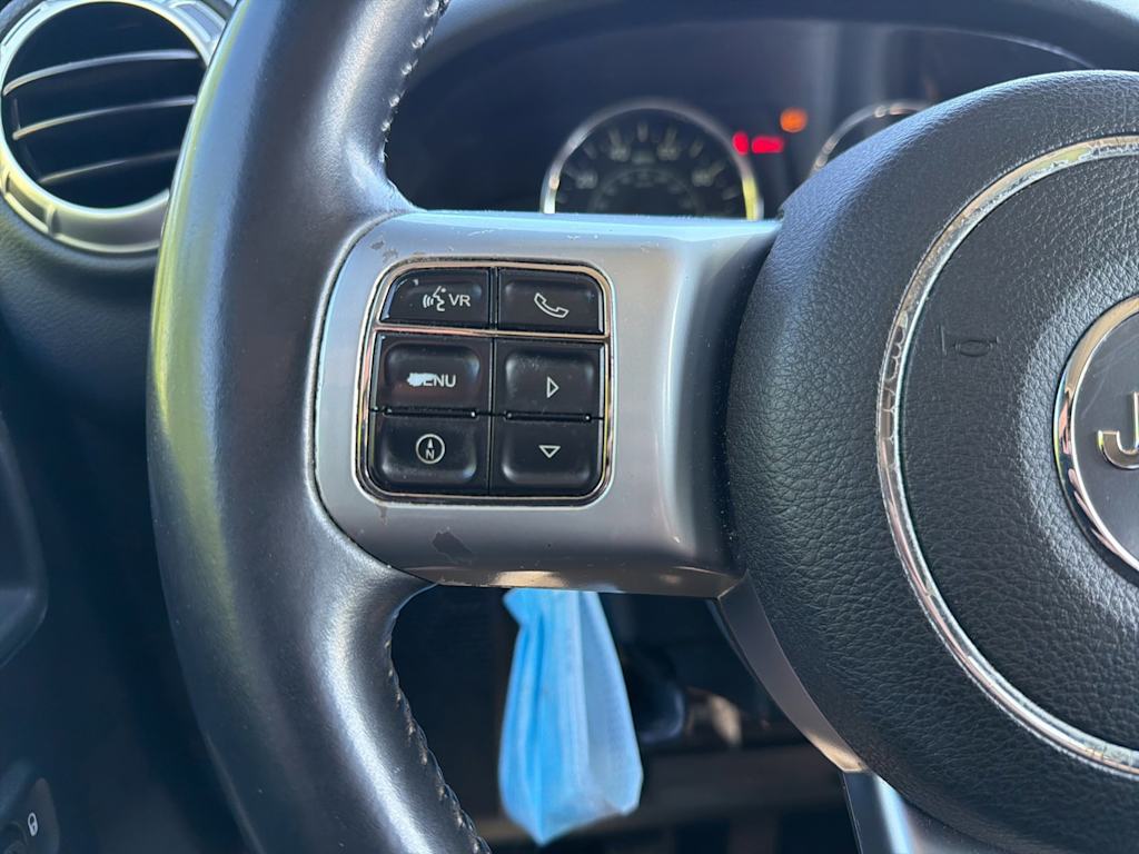 Thumbnail: 2013 Jeep Wrangler - 17