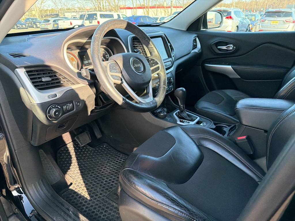 Thumbnail: 2018 Jeep Cherokee - 2