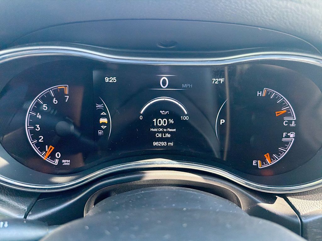 Thumbnail: 2018 Jeep Grand Cherokee - 33