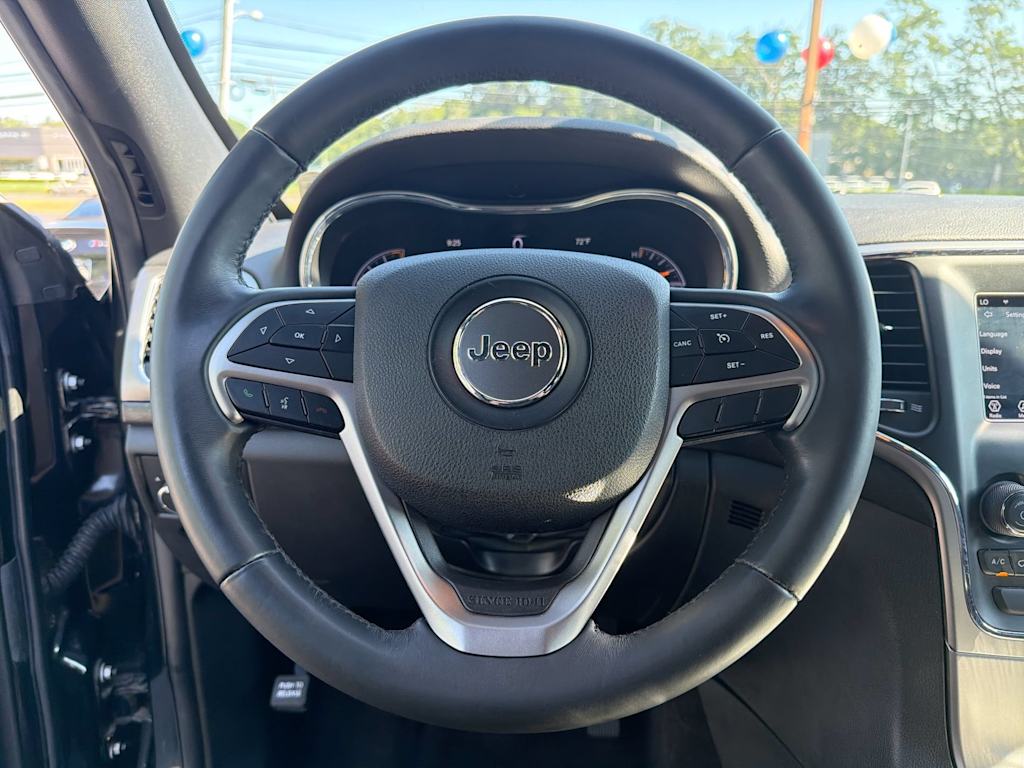 Thumbnail: 2018 Jeep Grand Cherokee - 12