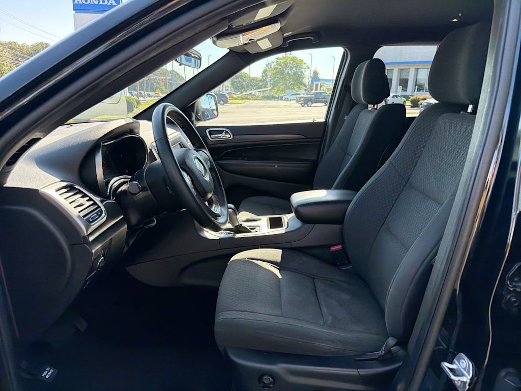 Thumbnail: 2018 Jeep Grand Cherokee - 8