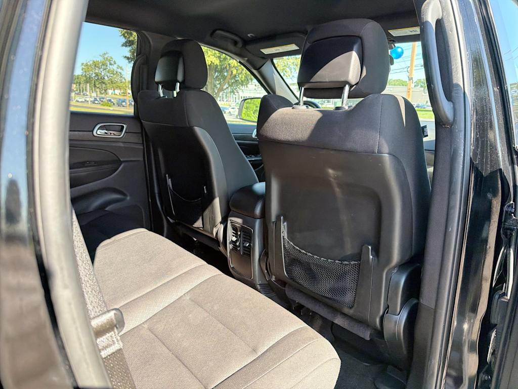 Thumbnail: 2018 Jeep Grand Cherokee - 25