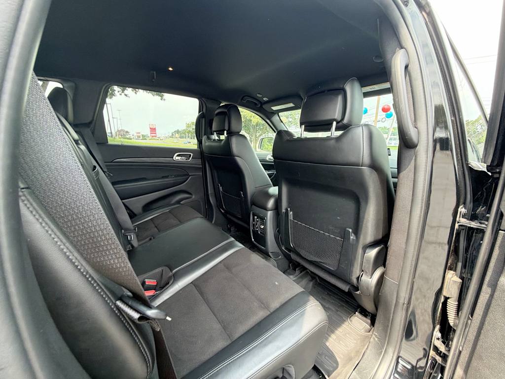 Thumbnail: 2020 Jeep Grand Cherokee - 25