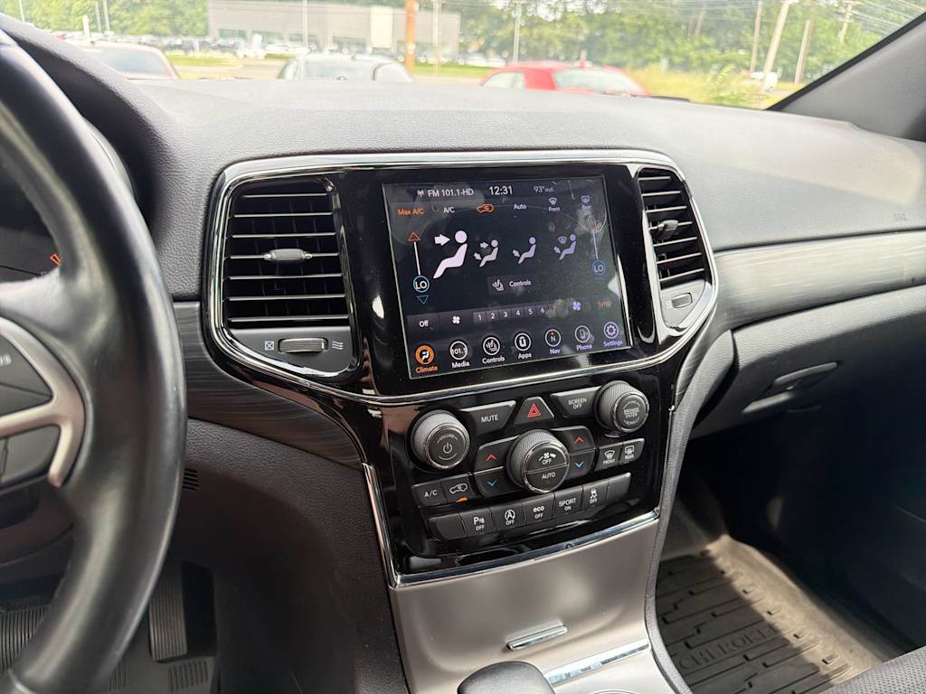 Thumbnail: 2020 Jeep Grand Cherokee - 15