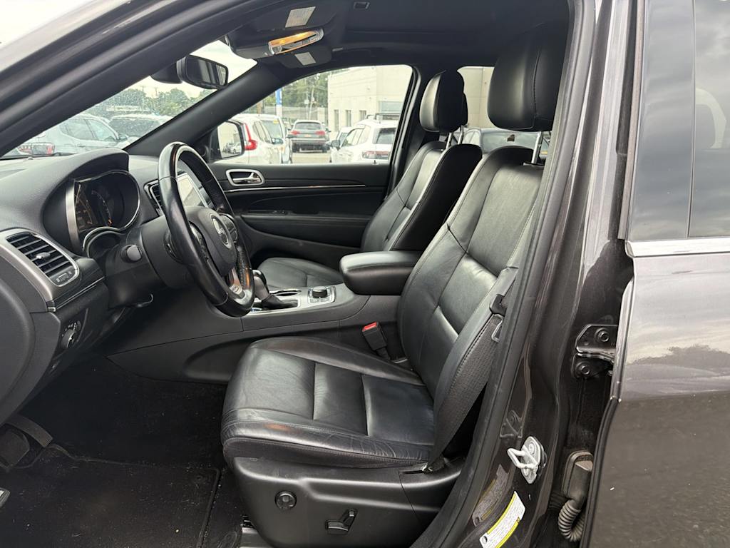 Thumbnail: 2020 Jeep Grand Cherokee - 9