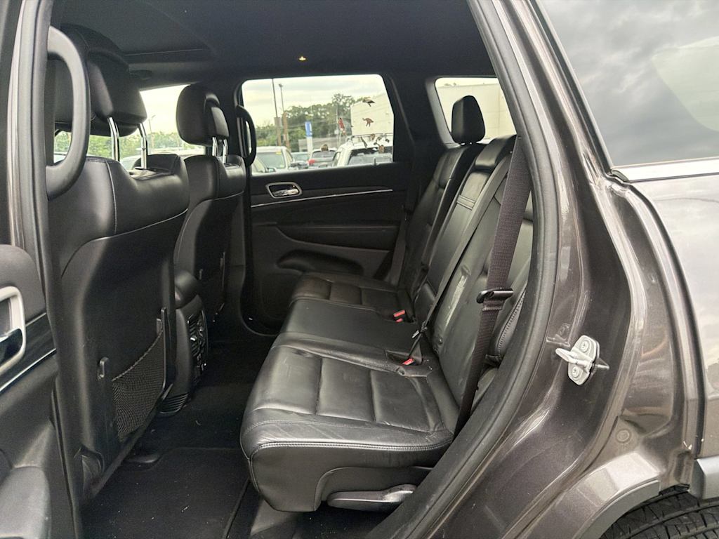 Thumbnail: 2020 Jeep Grand Cherokee - 18