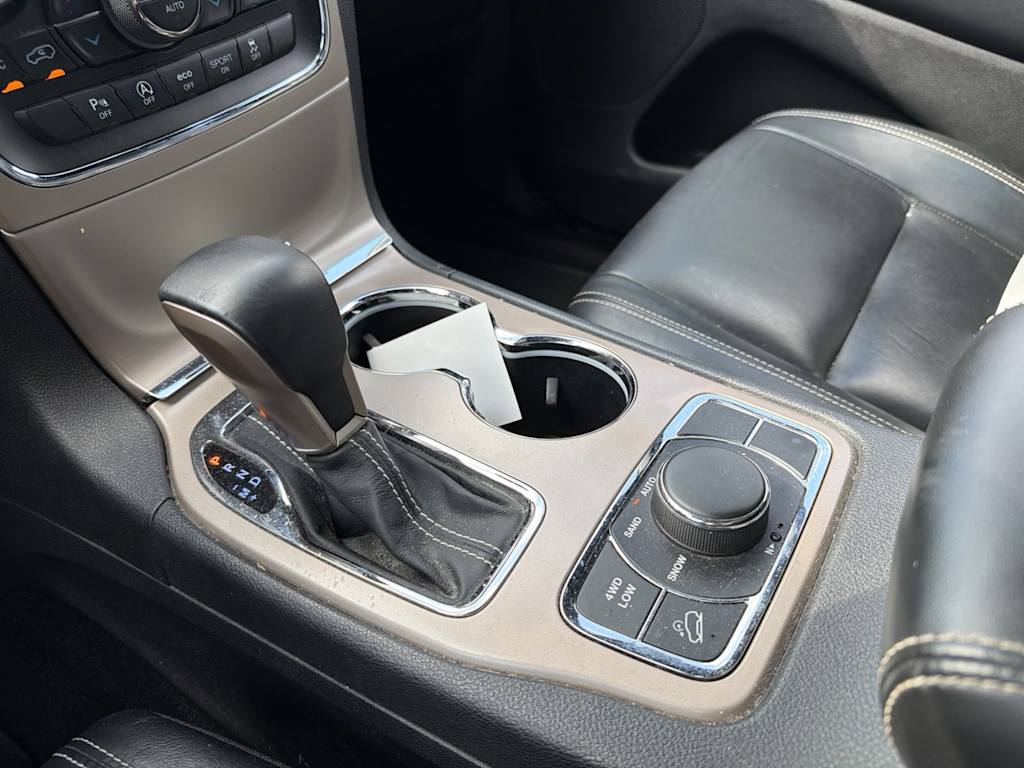 Thumbnail: 2017 Jeep Grand Cherokee - 12