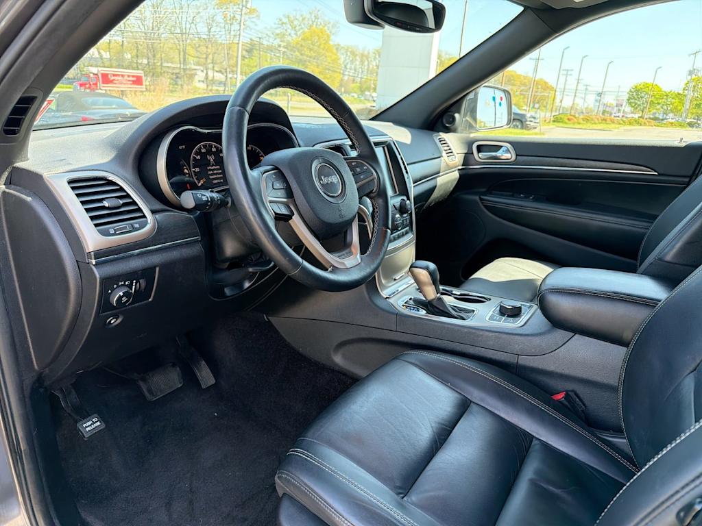 Thumbnail: 2017 Jeep Grand Cherokee - 2