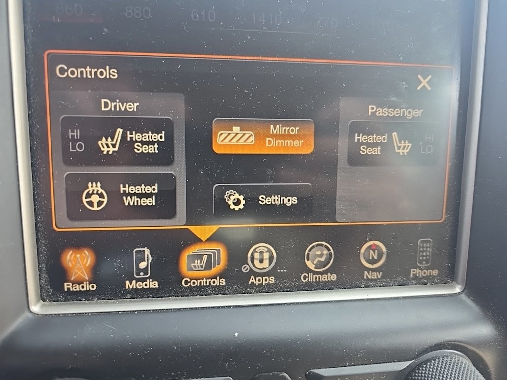 Thumbnail: 2015 Jeep Grand Cherokee - 24