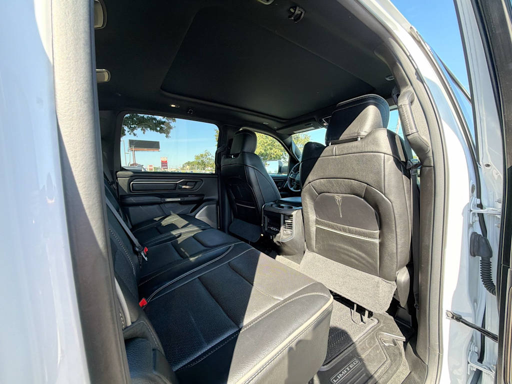 Thumbnail: 2020 RAM 1500 - 25
