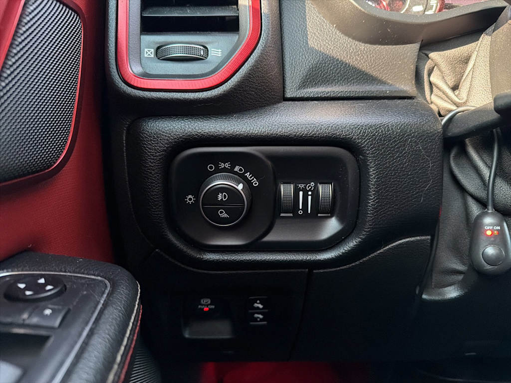 Thumbnail: 2019 RAM 1500 - 23