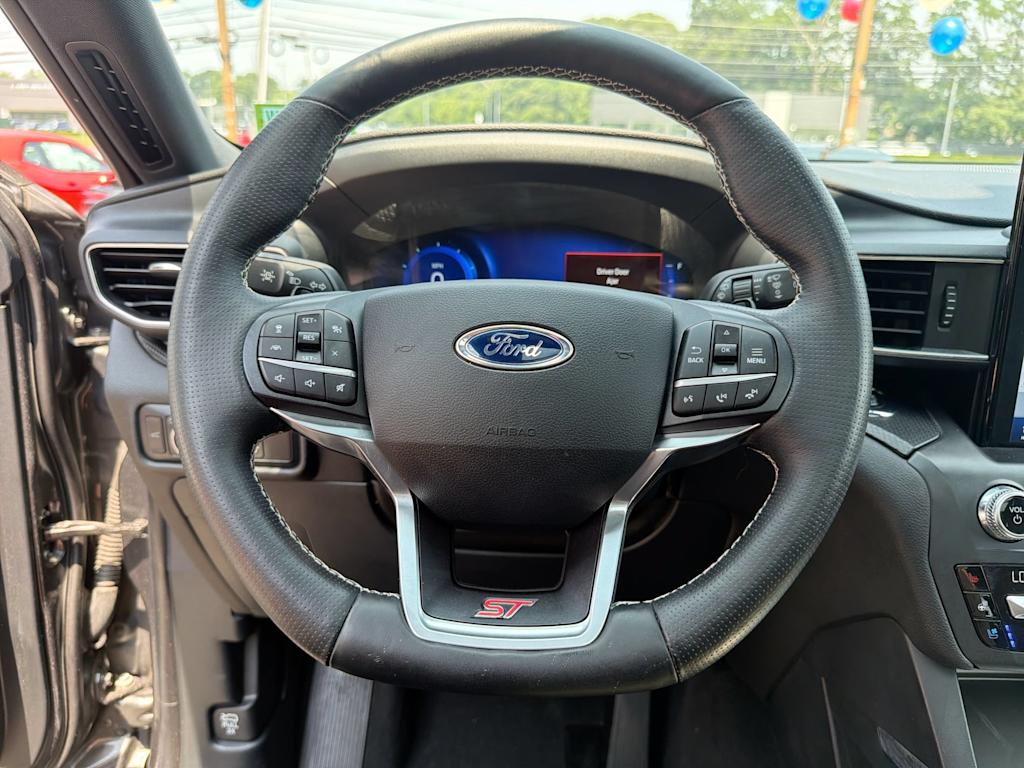 Thumbnail: 2020 Ford Explorer - 14