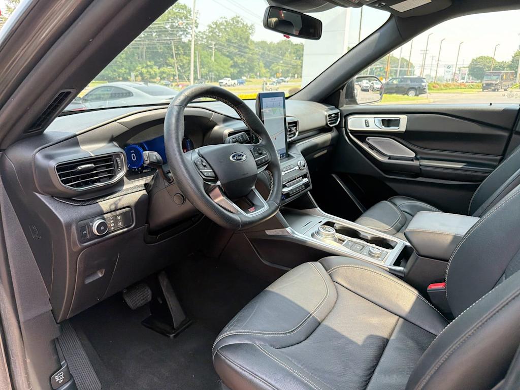Thumbnail: 2020 Ford Explorer - 2