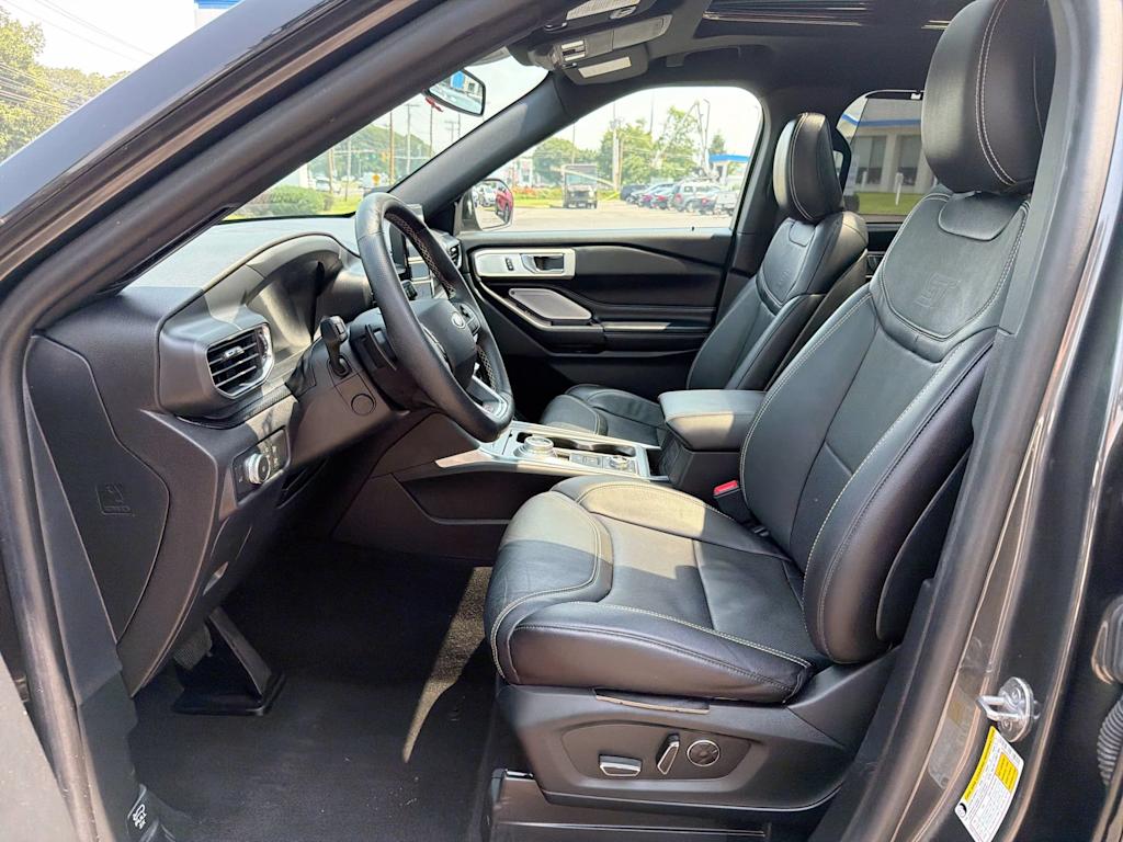 Thumbnail: 2020 Ford Explorer - 10