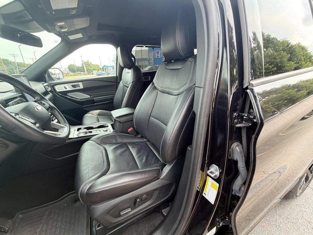 Thumbnail: 2023 Ford Explorer - 27