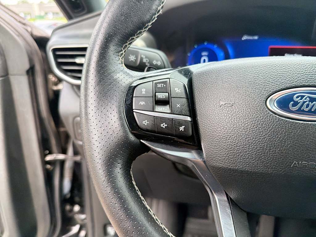 Thumbnail: 2023 Ford Explorer - 30