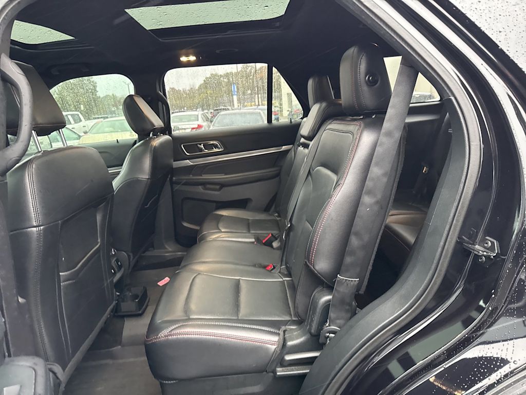 Thumbnail: 2019 Ford Explorer - 17