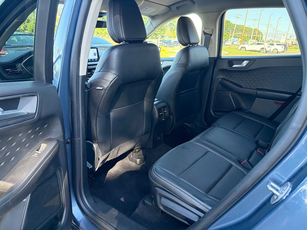 Thumbnail: 2020 Ford Escape - 12