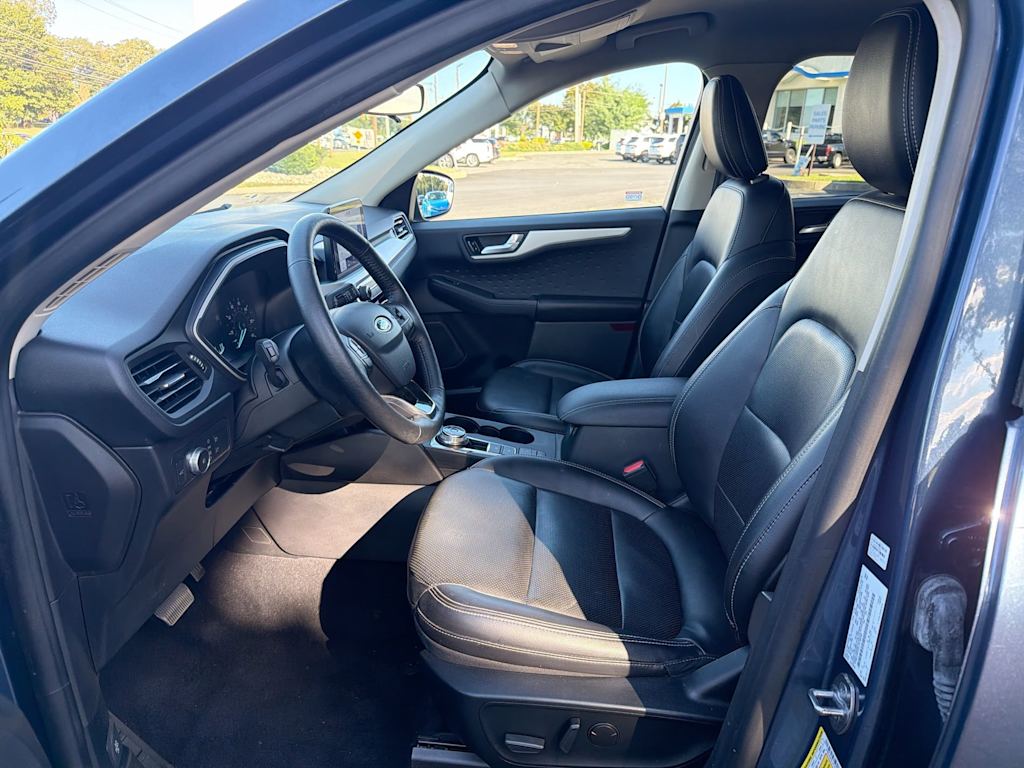 Thumbnail: 2020 Ford Escape - 10