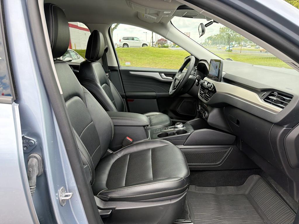 Thumbnail: 2022 Ford Escape - 11