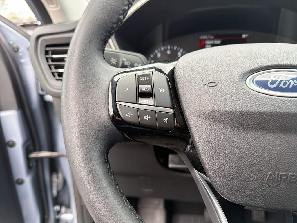 Thumbnail: 2022 Ford Escape - 30