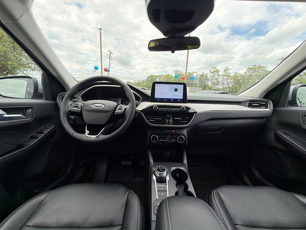 Thumbnail: 2022 Ford Escape - 13