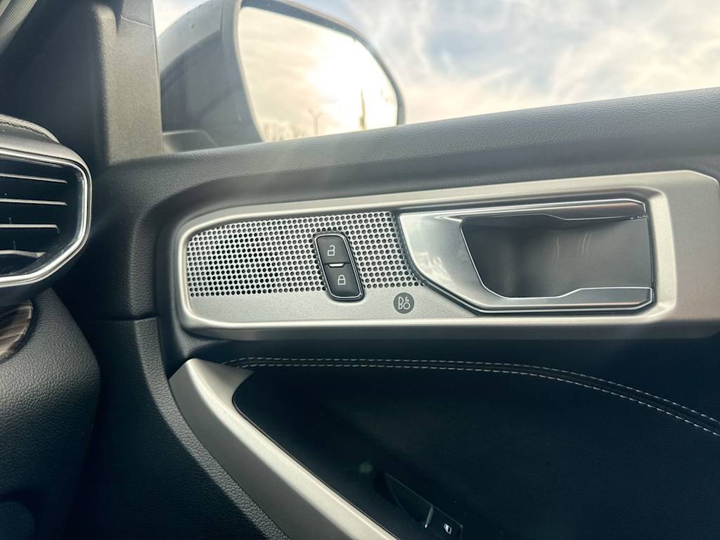 Thumbnail: 2022 Ford Explorer - 19