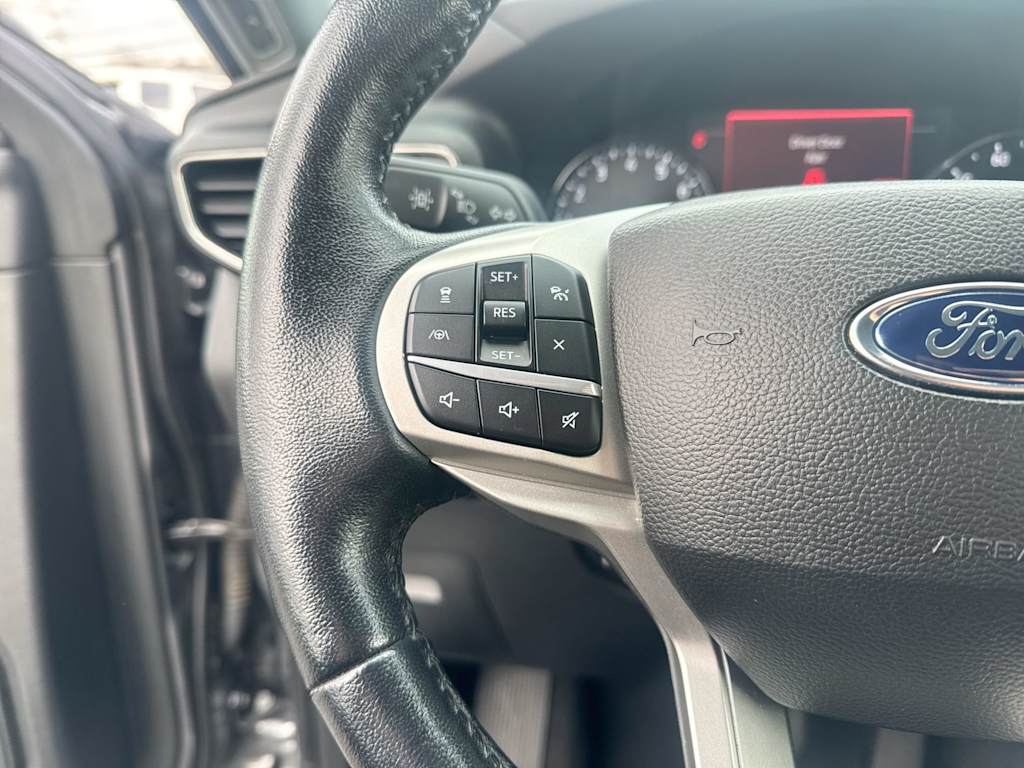 Thumbnail: 2022 Ford Explorer - 29