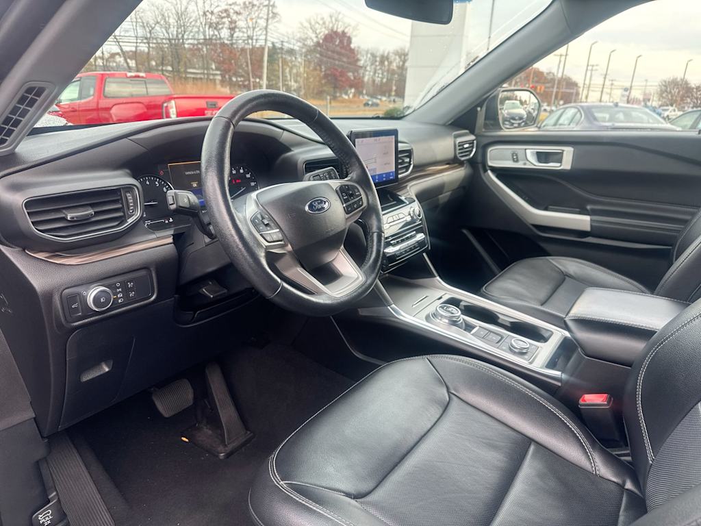 Thumbnail: 2022 Ford Explorer - 2