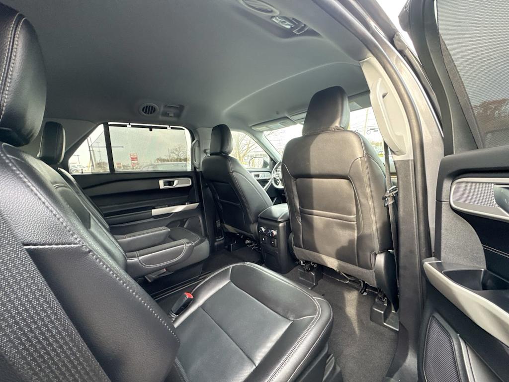 Thumbnail: 2022 Ford Explorer - 25