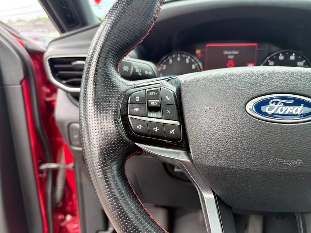Thumbnail: 2022 Ford Explorer - 30