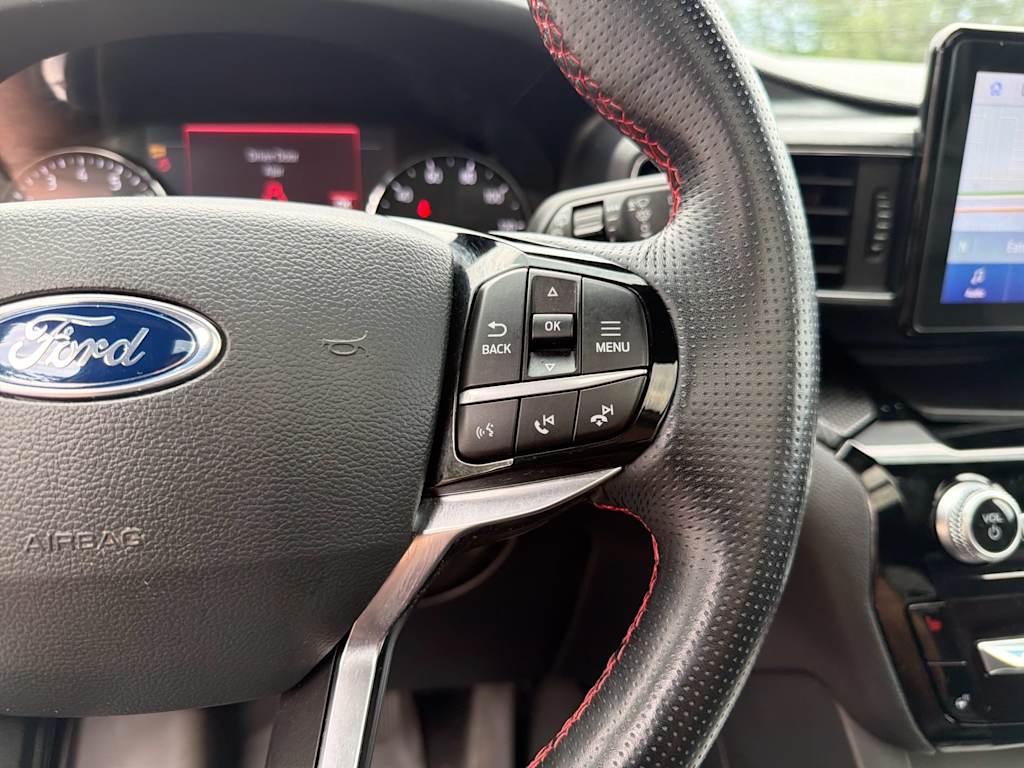 Thumbnail: 2022 Ford Explorer - 31