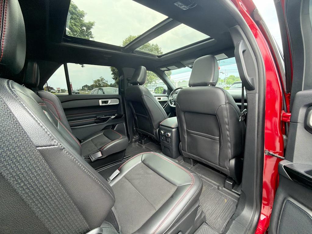 Thumbnail: 2022 Ford Explorer - 10
