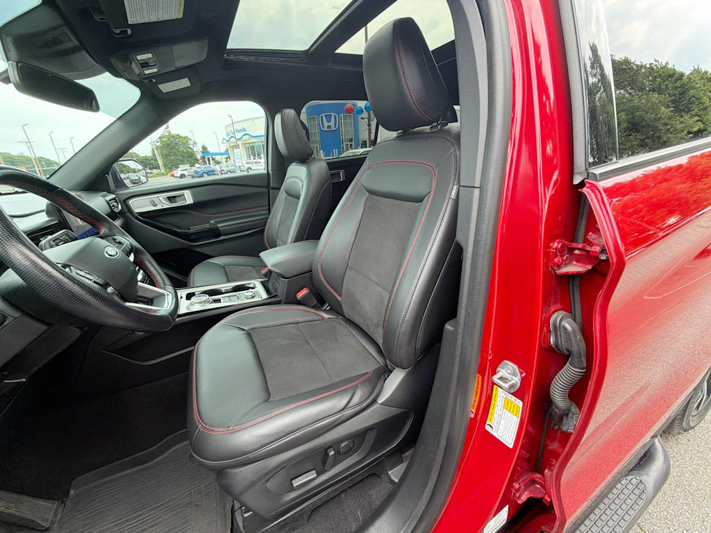 Thumbnail: 2022 Ford Explorer - 27