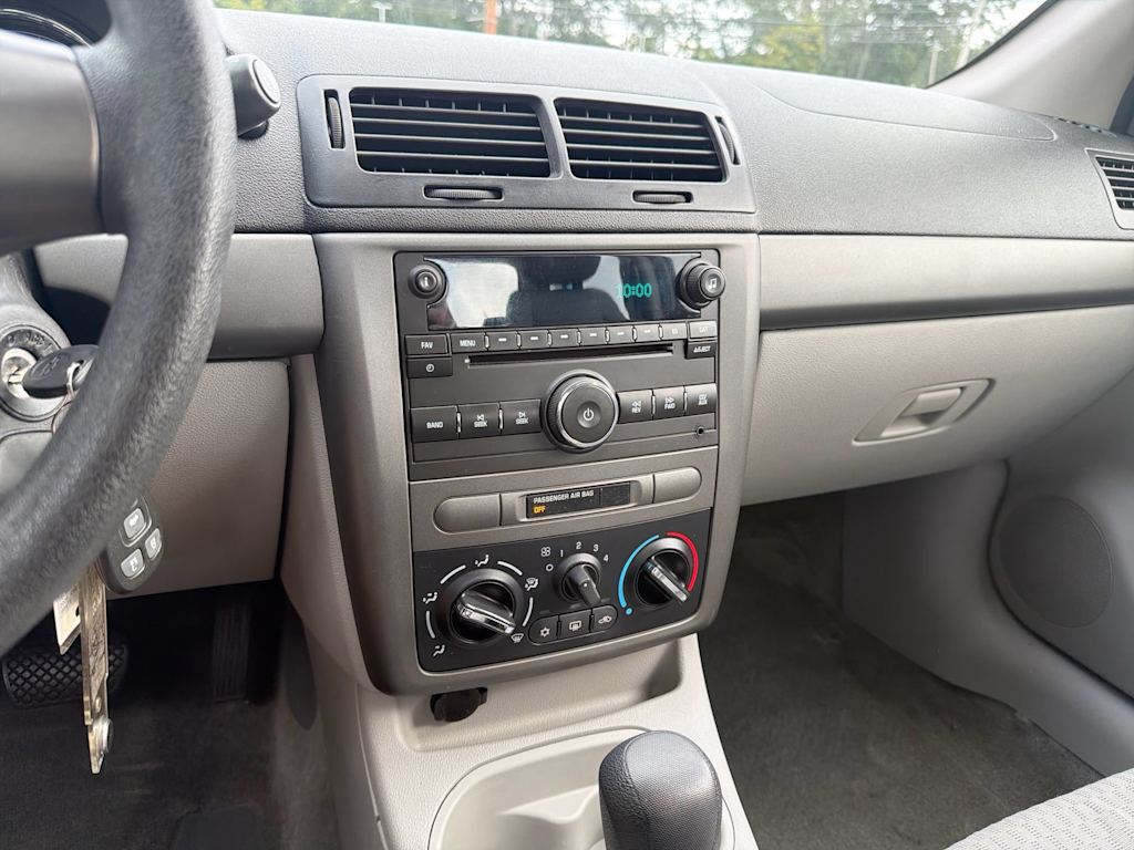 Thumbnail: 2009 Chevrolet Cobalt - 15