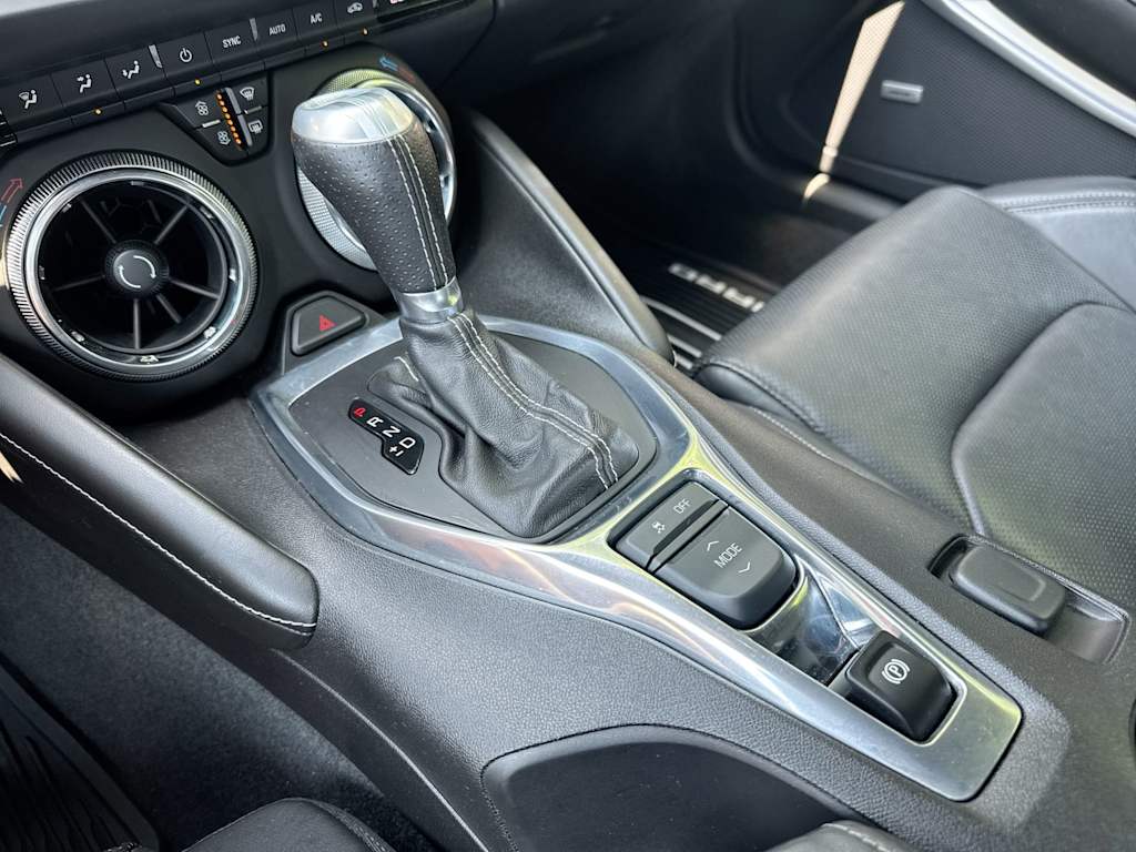 Thumbnail: 2016 Chevrolet Camaro - 16