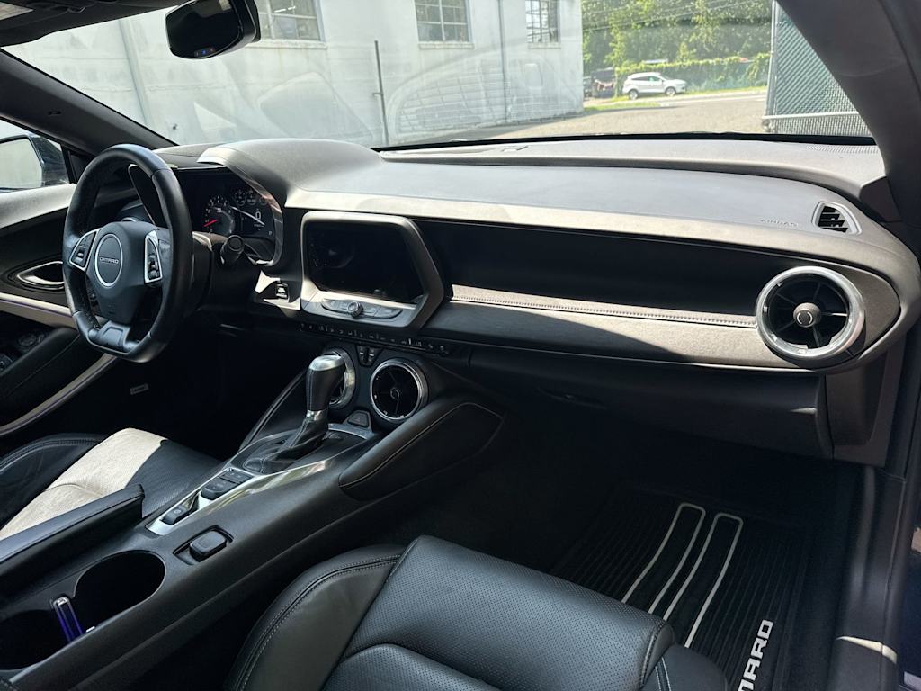 Thumbnail: 2016 Chevrolet Camaro - 9