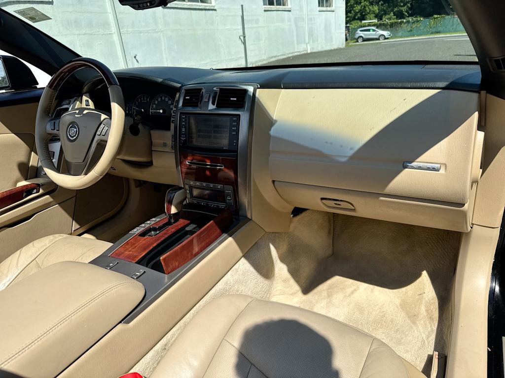 Thumbnail: 2007 Cadillac XLR - 7