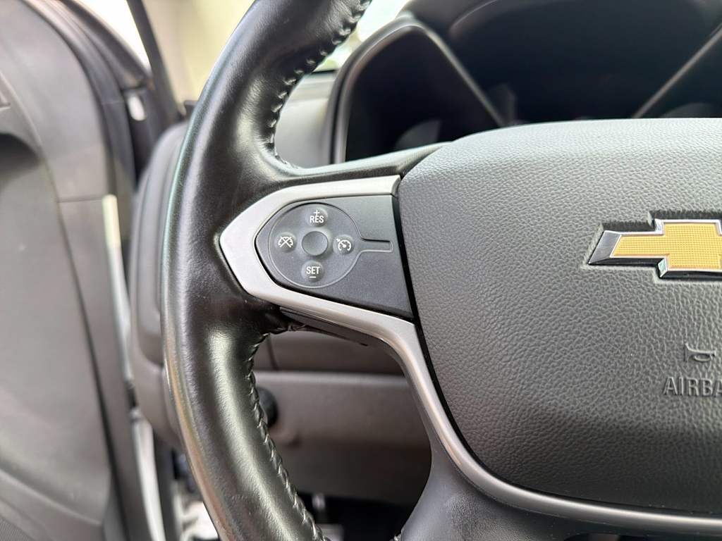 Thumbnail: 2022 Chevrolet Colorado - 29