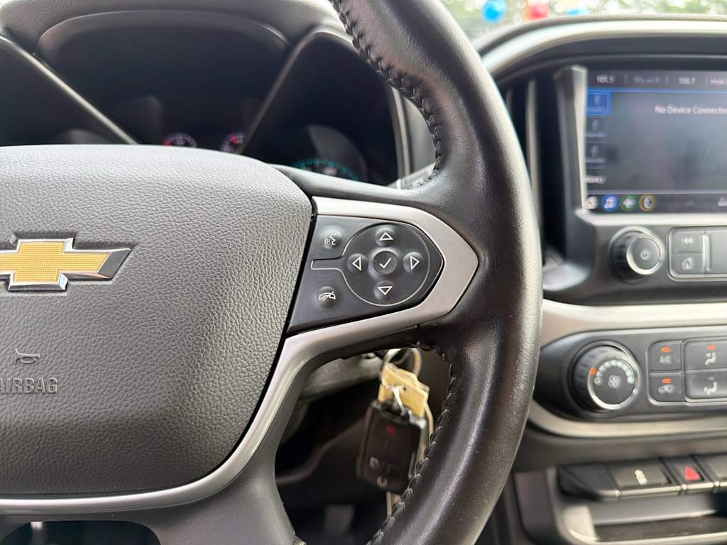 Thumbnail: 2022 Chevrolet Colorado - 30