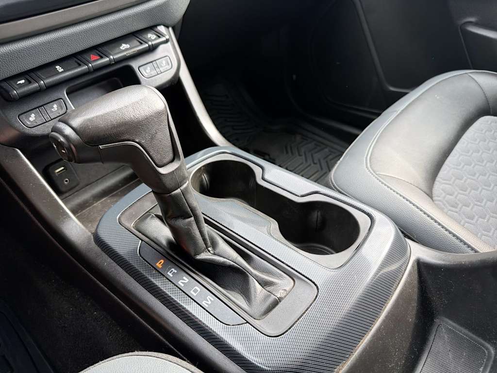 Thumbnail: 2016 Chevrolet Colorado - 16