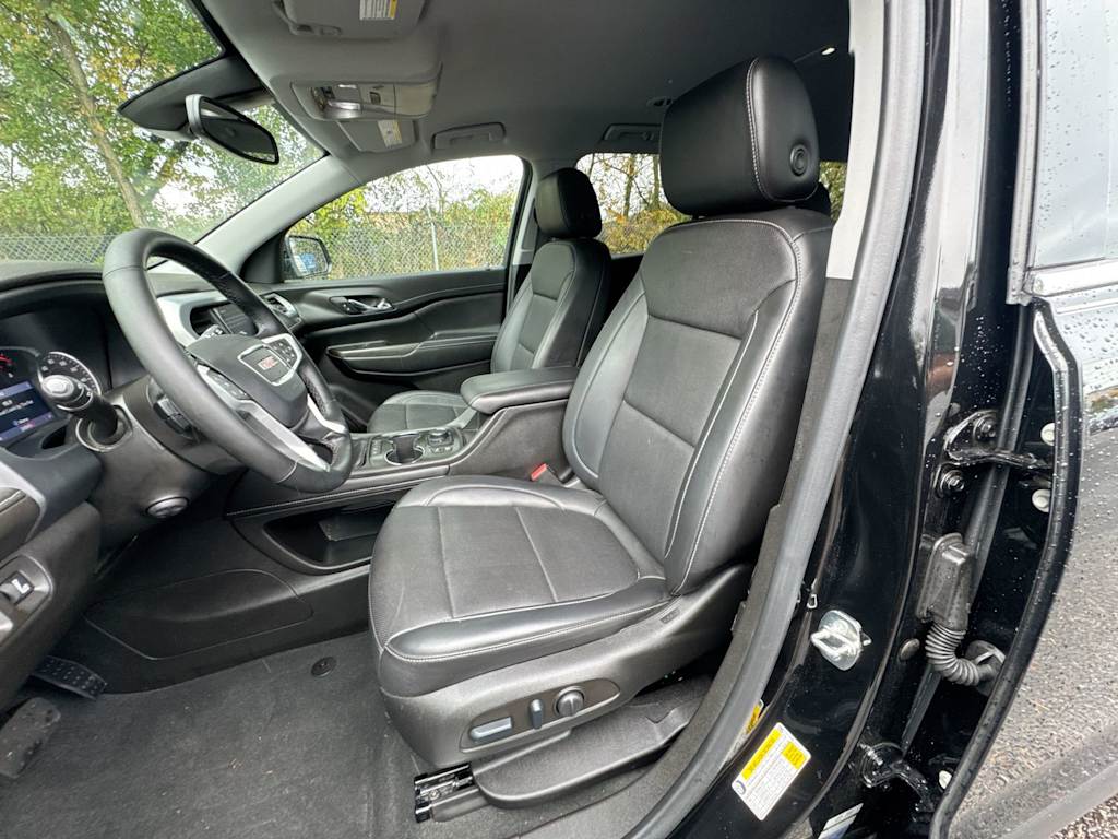 Thumbnail: 2023 GMC Acadia - 26