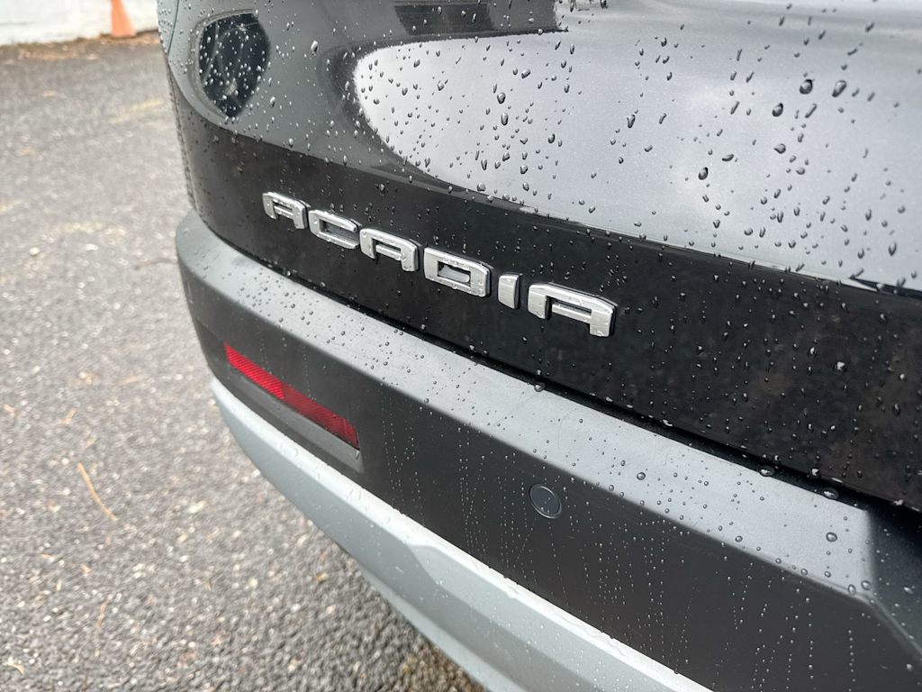 Thumbnail: 2023 GMC Acadia - 6