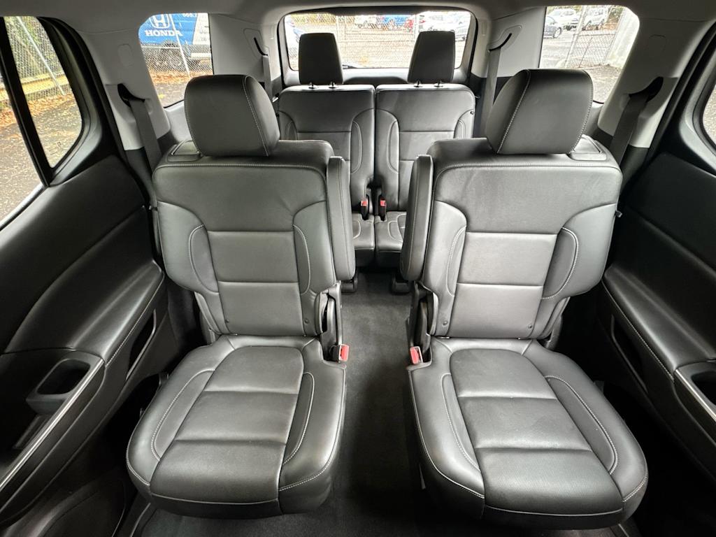 Thumbnail: 2023 GMC Acadia - 23