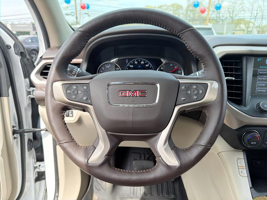Thumbnail: 2017 GMC Acadia - 14