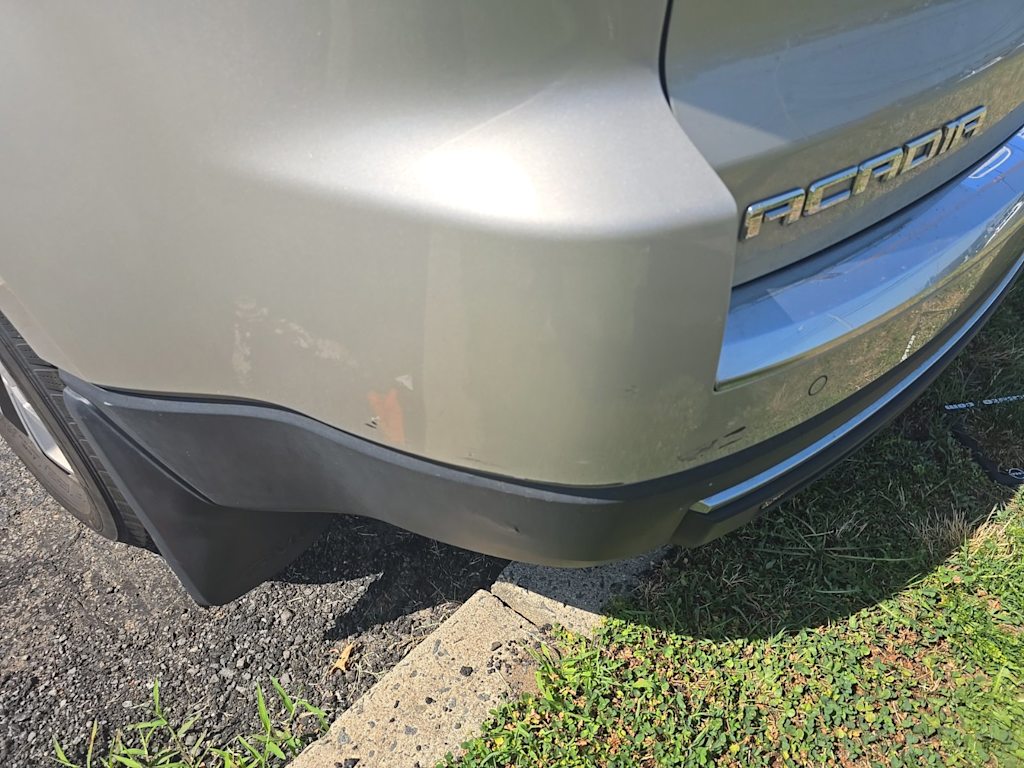 Thumbnail: 2015 GMC Acadia - 15